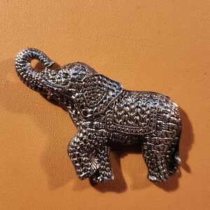 Silver Elephant Brooch/Pin